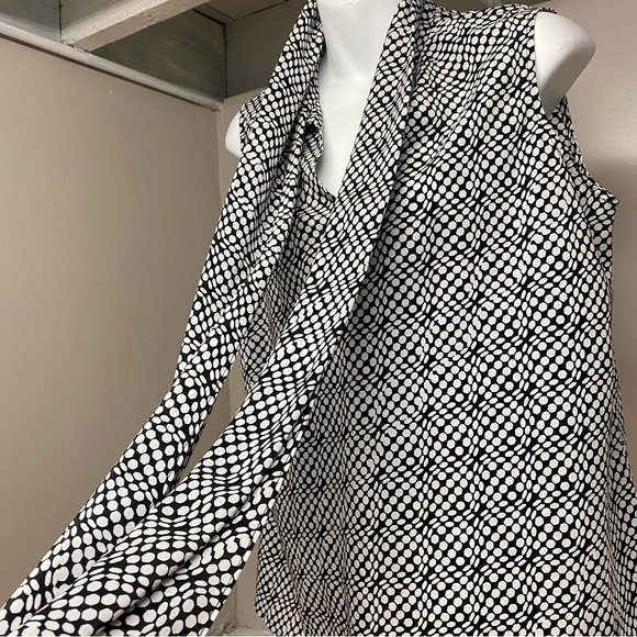 The jones Group Women Black/white Sleeveless Blouse Size Medium - Picture 4 of 10